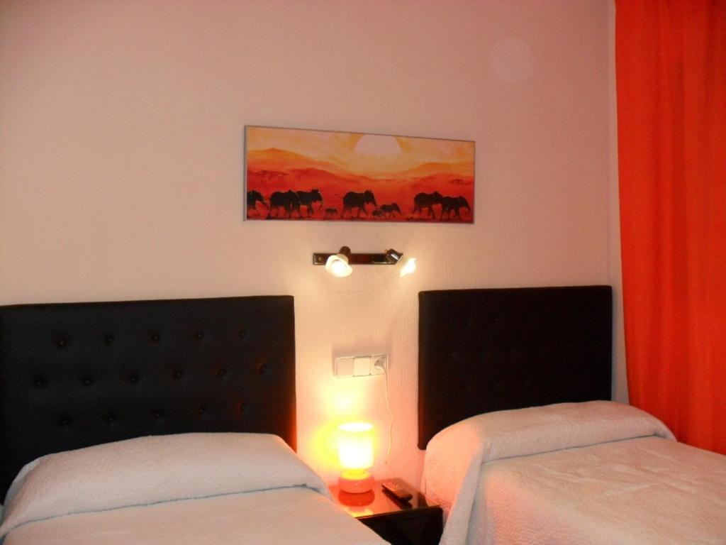 Lo Monte Hotel *